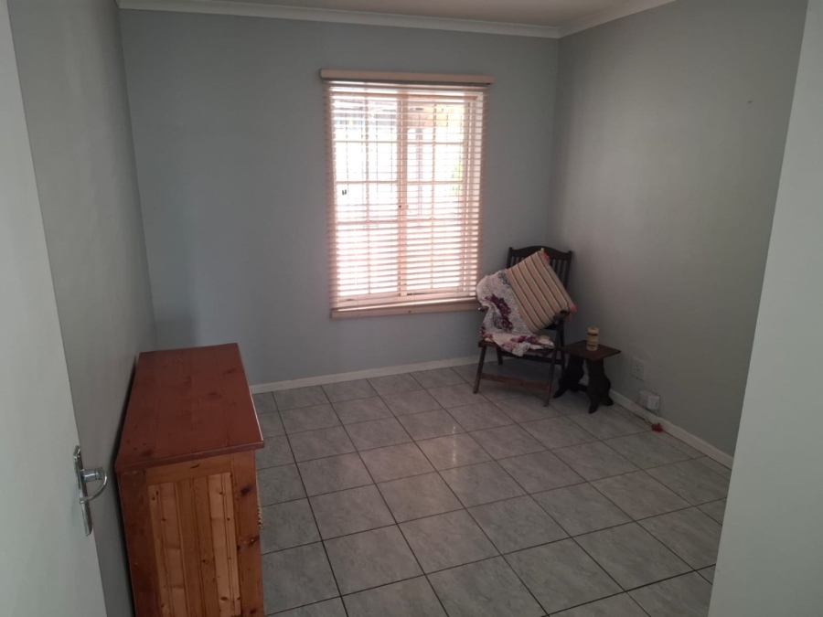 To Let 3 Bedroom Property for Rent in Gordons Bay Central Western Cape